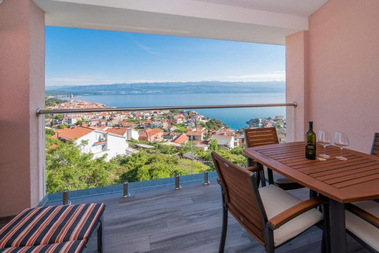 Apartman Zoe Vrbnik Exterior photo